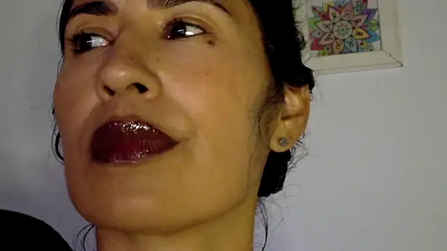 Snapshot of fantasty_nylon chatting on May 15, 2026, 11:03 pm fantasty nylon online show from May 15, 2026, 11:03 pm
