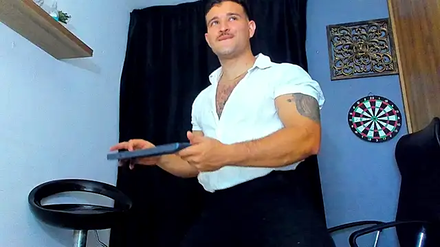 AndrewDiaz online show from June 7, 2026, 1:11 am