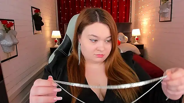 KimberlyMaran online show from March 11, 2025, 9:13 am