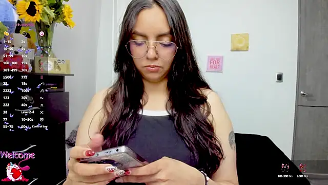 Valery7rose  online show from September 25, 2025, 2:23 pm