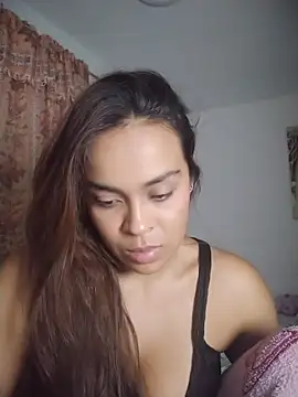 Snapshot of JuanaSimons chatting on November 29, 2025, 2:34 am JuanaSimons online show from November 29, 2025, 2:34 am