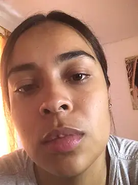 Snapshot of JuanaSimons chatting on January 18, 2026, 8:01 pm JuanaSimons online show from January 18, 2026, 8:01 pm