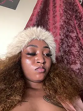 Candiey001 online show from March 15, 2026, 9:44 pm