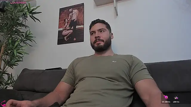 SebastianVilla  online show from November 16, 2025, 9:08 pm