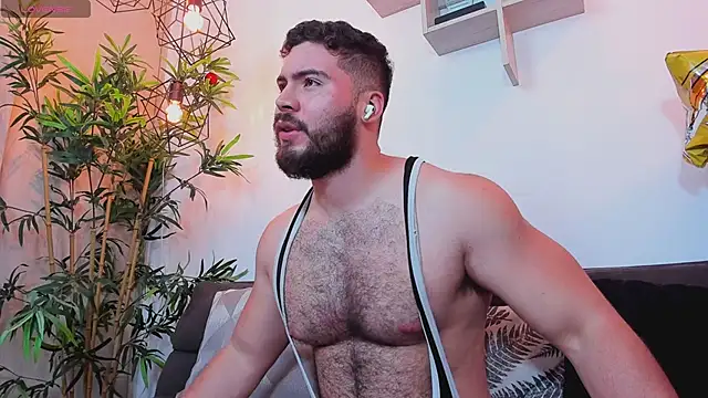 SebastianVilla  online show from April 16, 2026, 10:23 pm