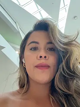 Emilia Bakerr online show from June 17, 2026, 7:46 pm