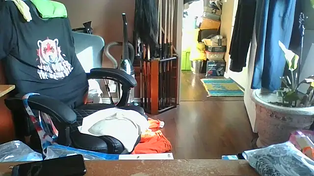 Daremeknot online show from April 9, 2026, 1:39 pm