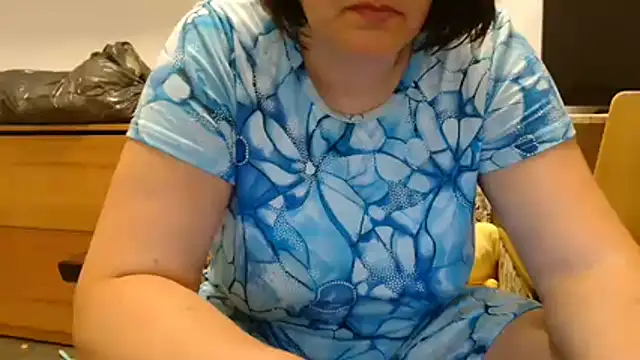 Snapshot of Lucinka1 chatting on July 8, 2026, 1:41 am Lucinka1 online show from July 8, 2026, 1:41 am