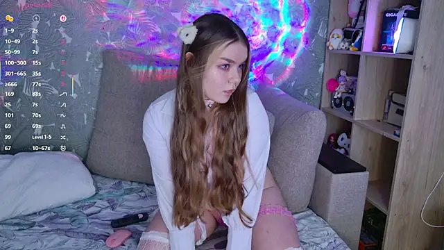 Snapshot of cute_pleasure chatting on July 6, 2026, 6:10 pm cute pleasure online show from July 6, 2026, 6:10 pm