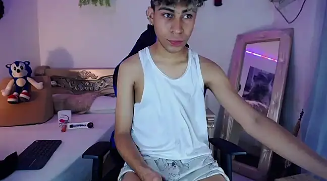 huge armound online show from February 17, 2025, 2:17 pm