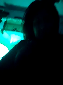 sweetkitty111 online show from October 27, 2025, 6:47 am