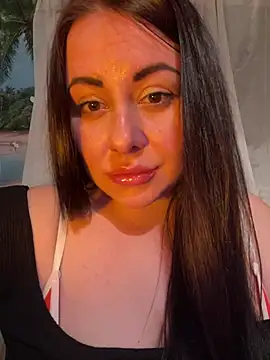 DaisyStreet online show from March 28, 2026, 8:32 pm