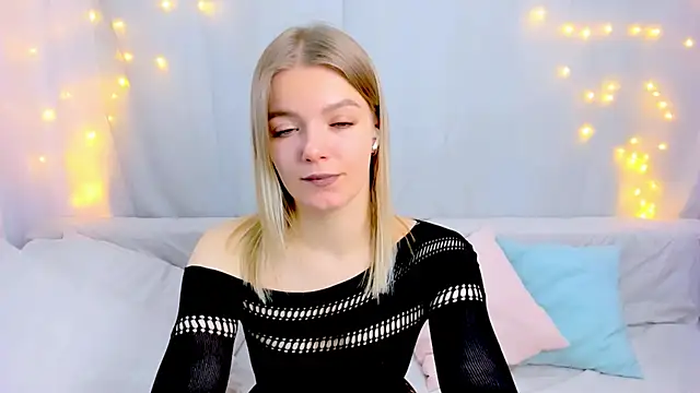 Lily Daviss online show from February 9, 2026, 3:04 am