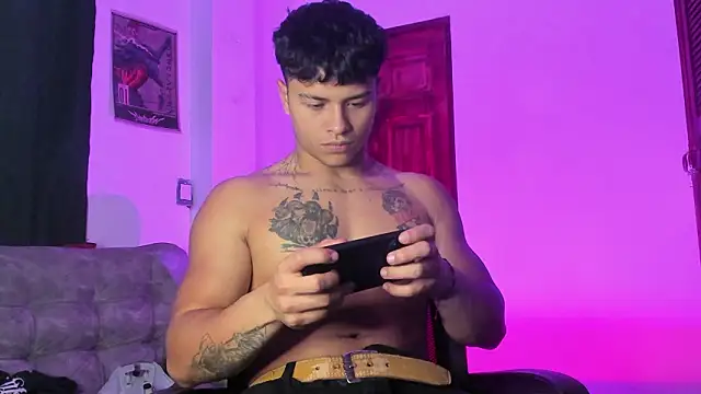 Snapshot of Dominic_Biker__ chatting on February 7, 2026, 5:48 am Dominic Biker online show from February 7, 2026, 5:48 am