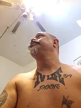 Snapshot of anyway2cum chatting on January 13, 2025, 11:08 am anyway2cum online show from January 13, 2025, 11:08 am