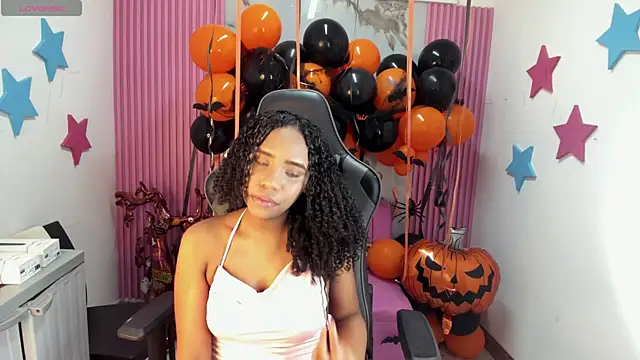 Snapshot of lia_16 chatting on October 28, 2025, 10:58 am lia 16 online show from October 28, 2025, 10:58 am