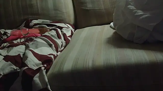 pumpitup123 online show from November 9, 2025, 3:43 am