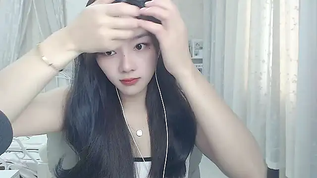 Snapshot of Jenny-Z chatting on May 10, 2026, 1:42 am Jenny-Z online show from May 10, 2026, 1:42 am