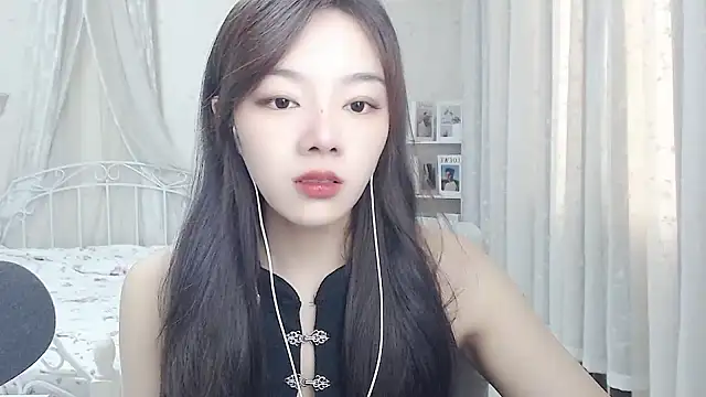 Snapshot of Jenny-Z chatting on June 21, 2026, 1:44 am Jenny-Z online show from June 21, 2026, 1:44 am