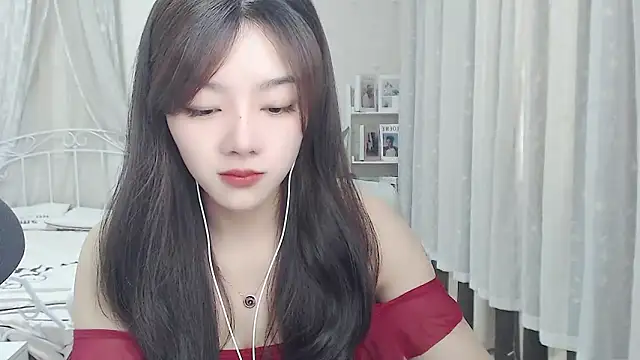 Snapshot of Jenny-Z chatting on May 8, 2026, 2:04 am Jenny-Z online show from May 8, 2026, 2:04 am