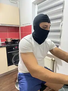 marianmin online show from October 31, 2025, 4:25 pm