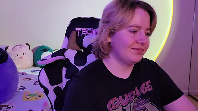 InternetFairy XO online show from December 29, 2024, 4:38 am