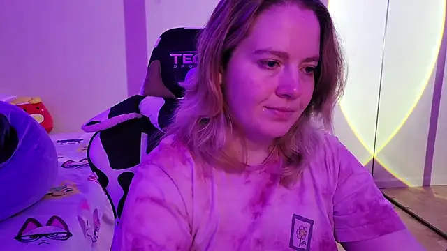 InternetFairy XO online show from October 20, 2025, 3:41 am