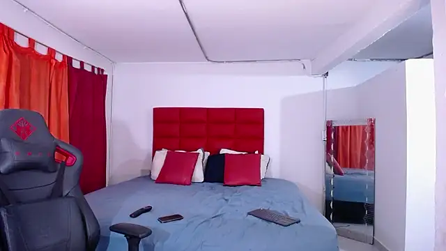 LyonGallego  online show from February 25, 2026, 1:50 am