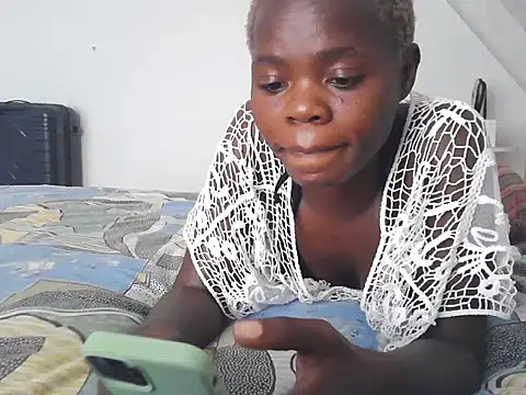 Snapshot of petiteebony_81 chatting on June 24, 2026, 11:31 am petiteebony 81 online show from June 24, 2026, 11:31 am