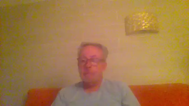 Snapshot of tuggy59 chatting on May 20, 2026, 4:53 am tuggy59 online show from May 20, 2026, 4:53 am