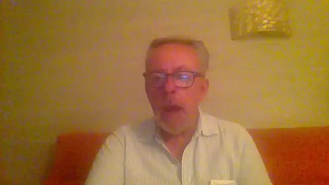 Snapshot of tuggy59 chatting on May 14, 2026, 4:53 am tuggy59 online show from May 14, 2026, 4:53 am