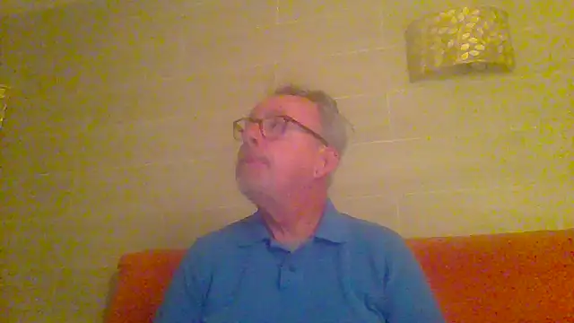 Snapshot of tuggy59 chatting on April 29, 2026, 4:38 am tuggy59 online show from April 29, 2026, 4:38 am