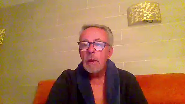 tuggy59 online show from November 28, 2025, 3:07 am