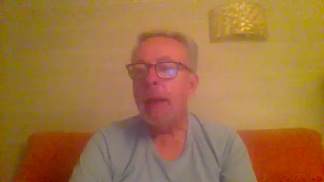 Snapshot of tuggy59 chatting on May 12, 2026, 4:09 am tuggy59 online show from May 12, 2026, 4:09 am