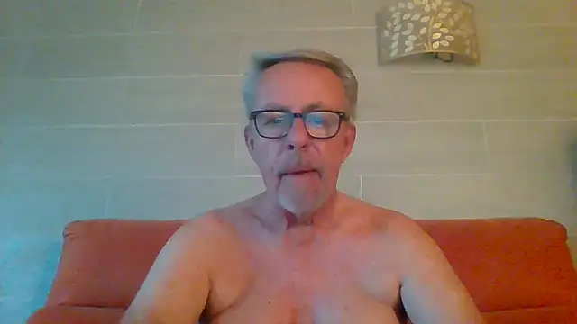 Snapshot of tuggy59 chatting on May 29, 2026, 5:13 am tuggy59 online show from May 29, 2026, 5:13 am