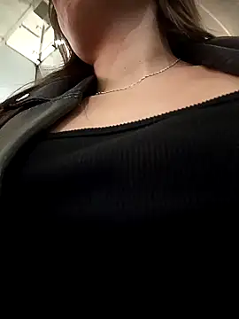 marena saenz online show from December 9, 2024, 10:41 pm