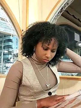 Jeniffer Jarvis online show from March 1, 2025, 9:48 pm