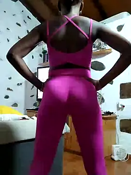 Jeniffer Jarvis online show from February 3, 2025, 7:00 pm