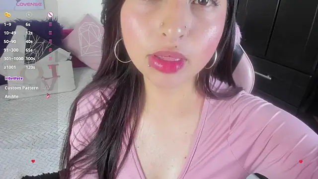 Snapshot of Yeysy__lenox chatting on March 4, 2025, 3:44 am Yeysy lenox online show from March 4, 2025, 3:44 am