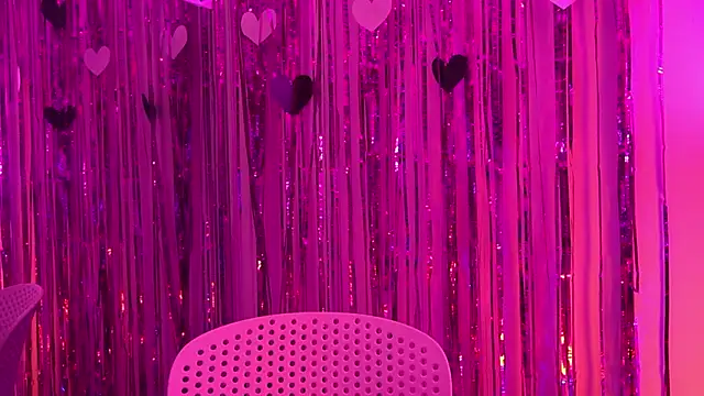 Gloomydoll online show from February 14, 2026, 9:15 pm