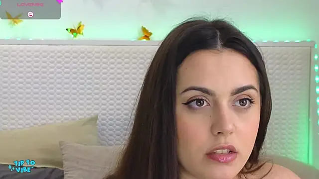 Snapshot of Eva_Rogers_ chatting on March 4, 2025, 8:02 am Eva Rogers online show from March 4, 2025, 8:02 am