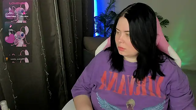 Akemi BBW online show from December 19, 2025, 4:49 am