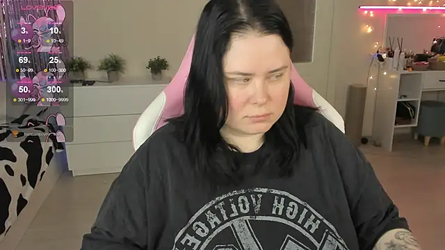 Akemi BBW online show from May 21, 2026, 9:06 am