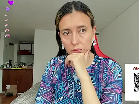 Snapshot of zoe_jeane_beker chatting on May 22, 2026, 7:45 pm zoe jeane beker online show from May 22, 2026, 7:45 pm