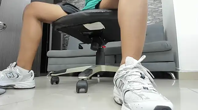 chris adam97 online show from March 2, 2025, 11:28 pm