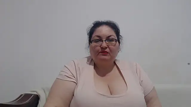 Nykyxo online show from May 15, 2026, 7:23 pm