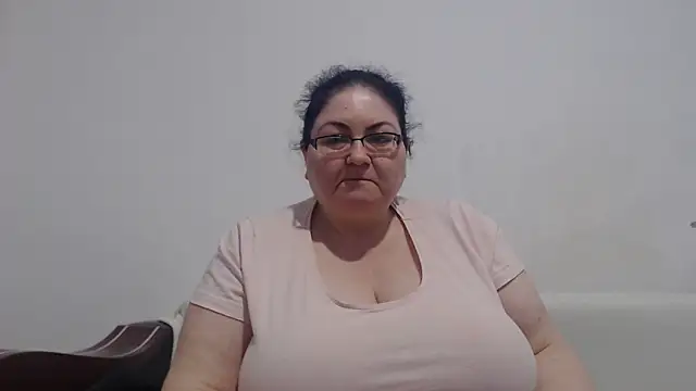 Nykyxo online show from April 25, 2026, 7:44 am
