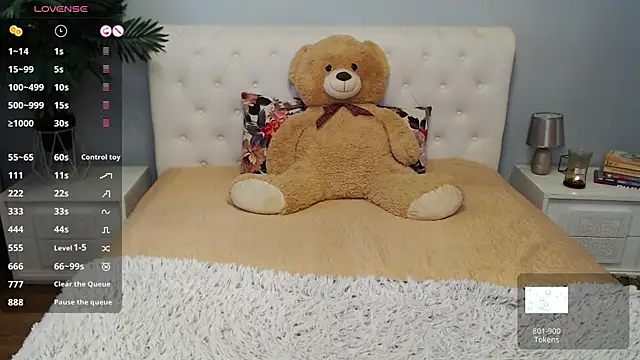 Anysa Reye online show from March 13, 2025, 9:43 am