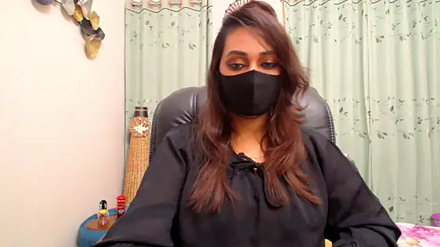 OH-Monica online show from November 6, 2025, 9:30 pm