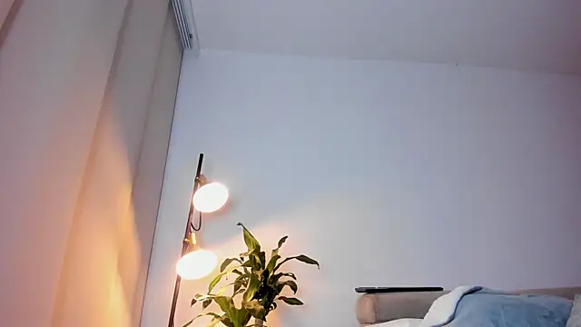 Snapshot of Chriskyle_ chatting on December 7, 2024, 6:48 am Chriskyle  online show from December 7, 2024, 6:48 am